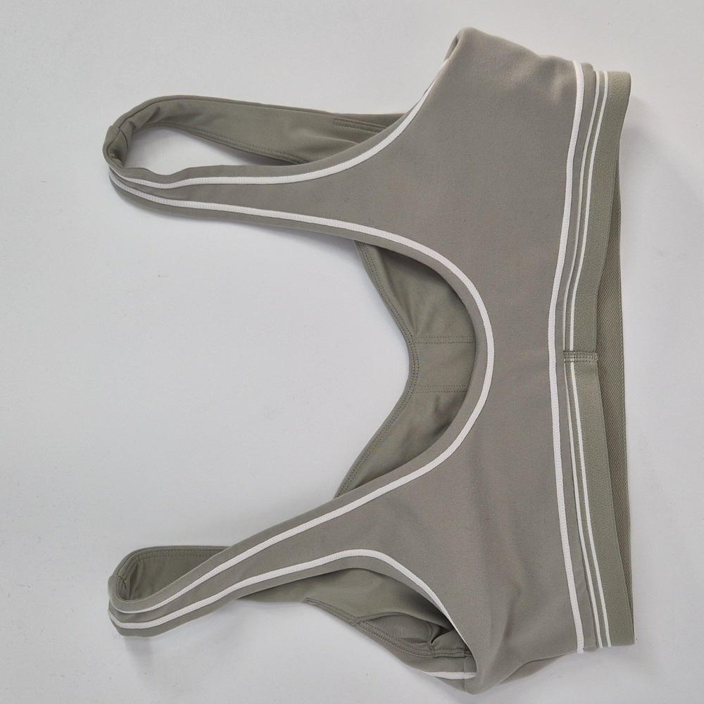 Alo Yoga Airbrush Heart Throb Bra Limestone Medium - Picture 5 of 8